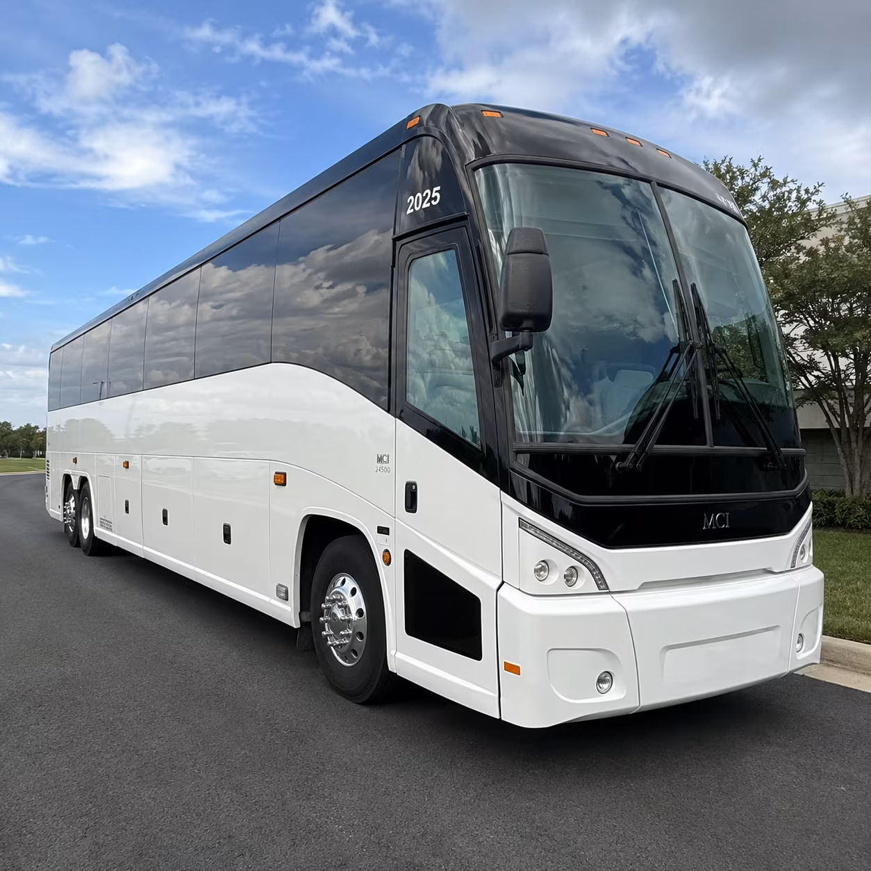 charter buses for fresno and regional day trip field trips