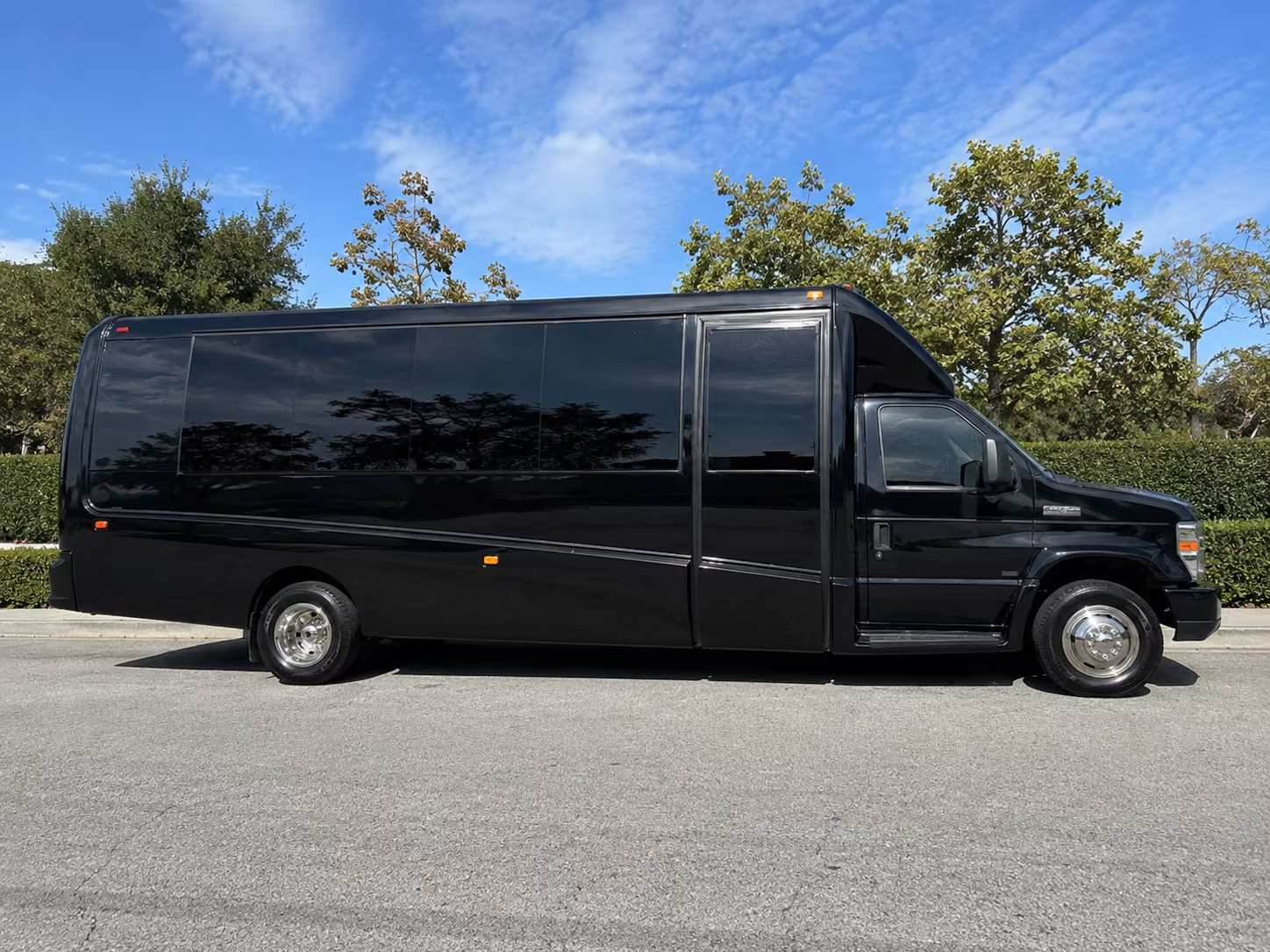 easily book transportation for your next concert or music festival 5