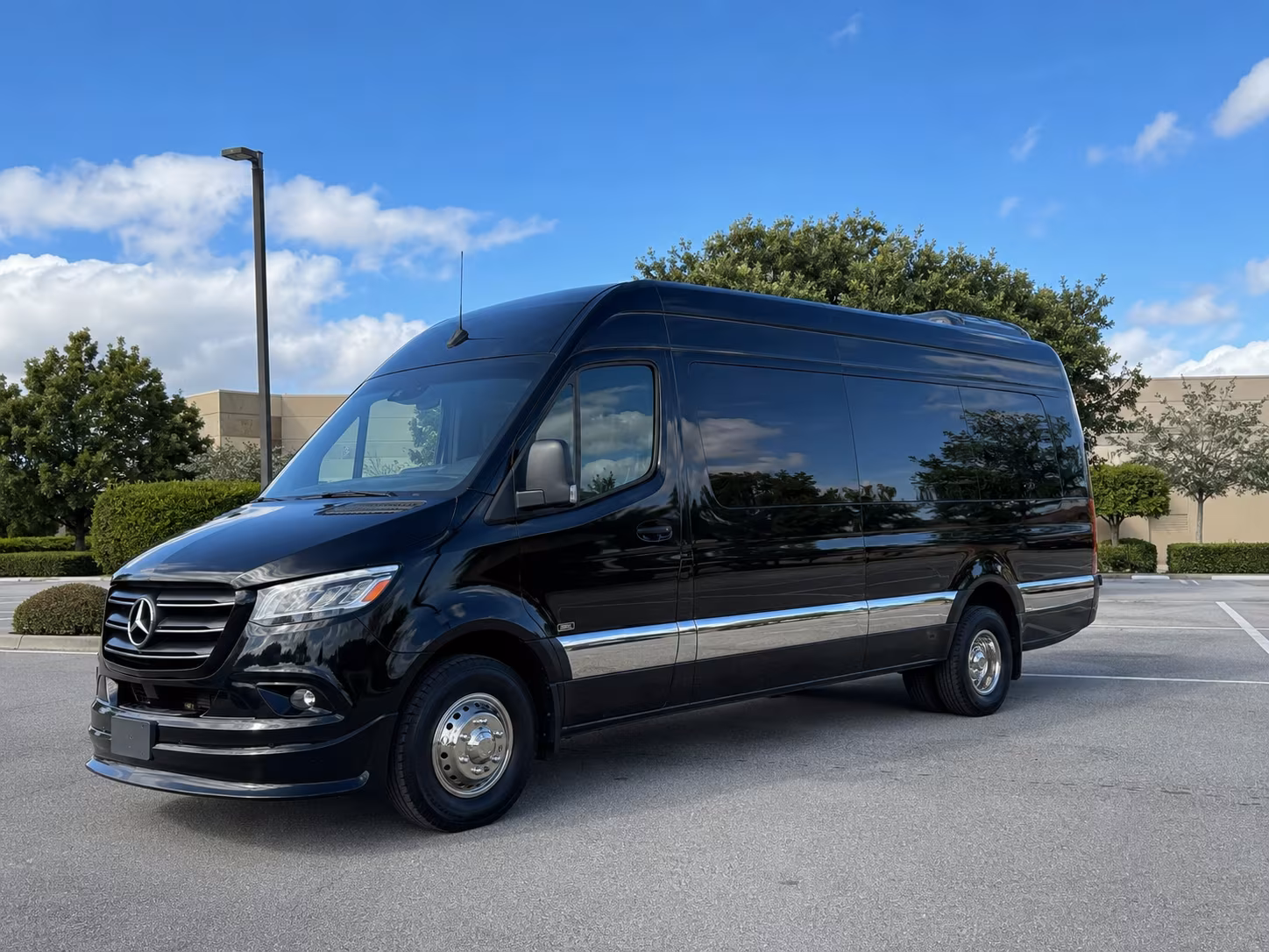 easily book transportation for your next prom 4
