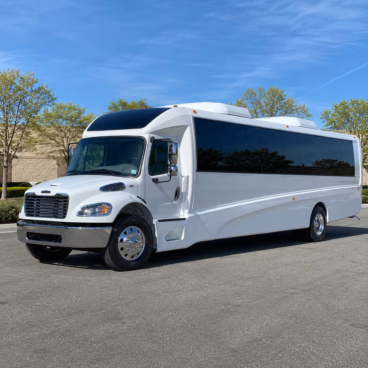 merced 35 passenger minibus