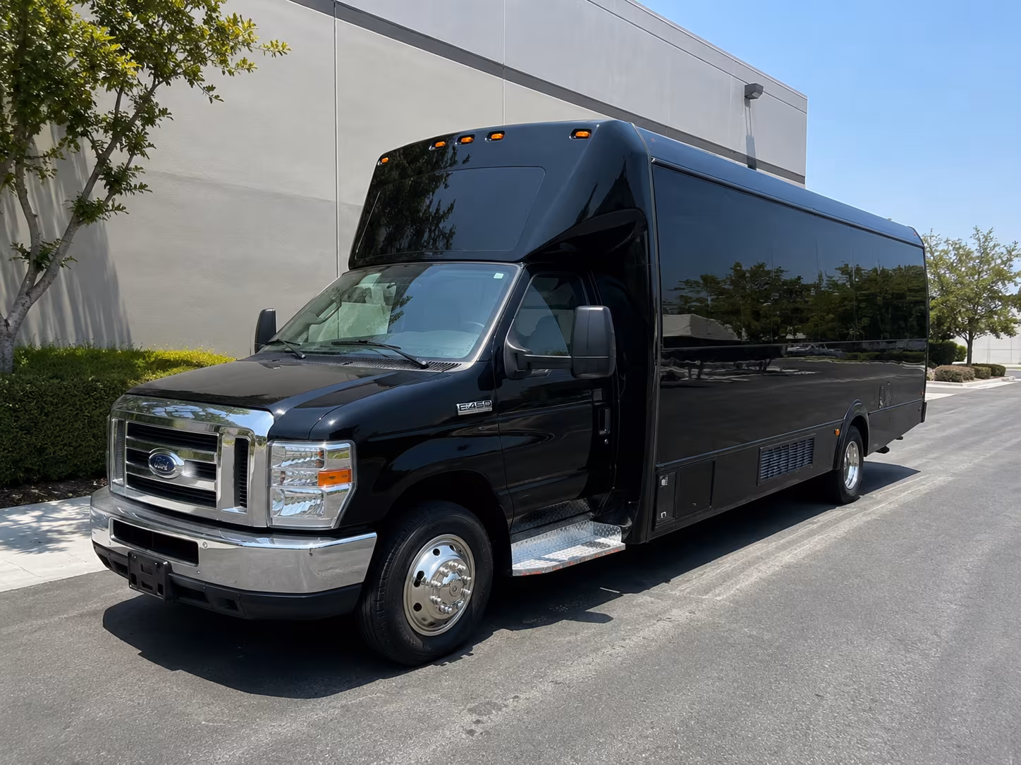 merced prom party bus rental