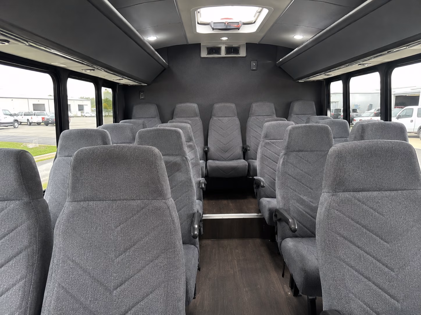 minibus rentals for small wedding parties across merced county