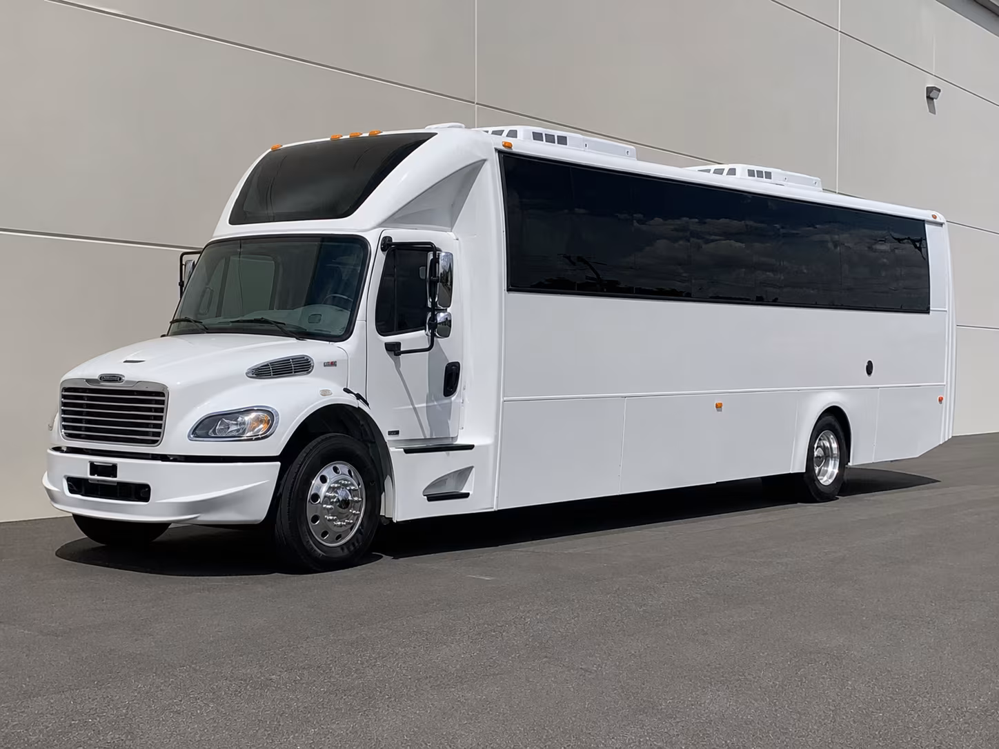 party buses for bachelorette wine tours around merced and the madera wine trail