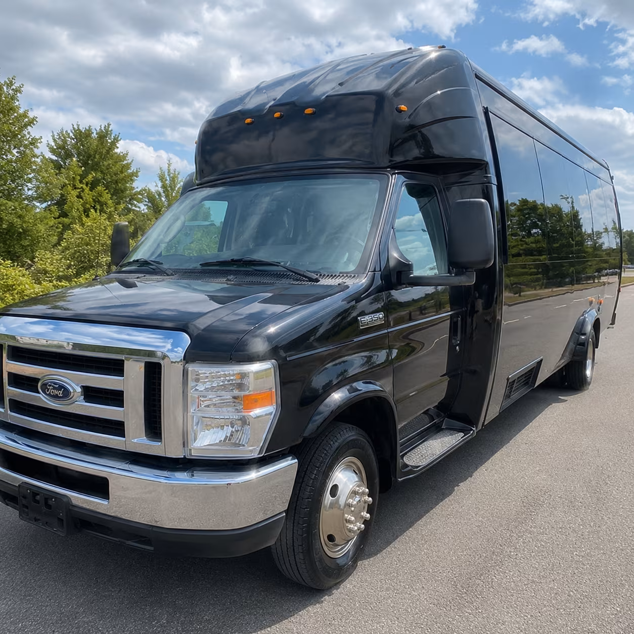 party buses for merced bridal parties and bachelorette groups